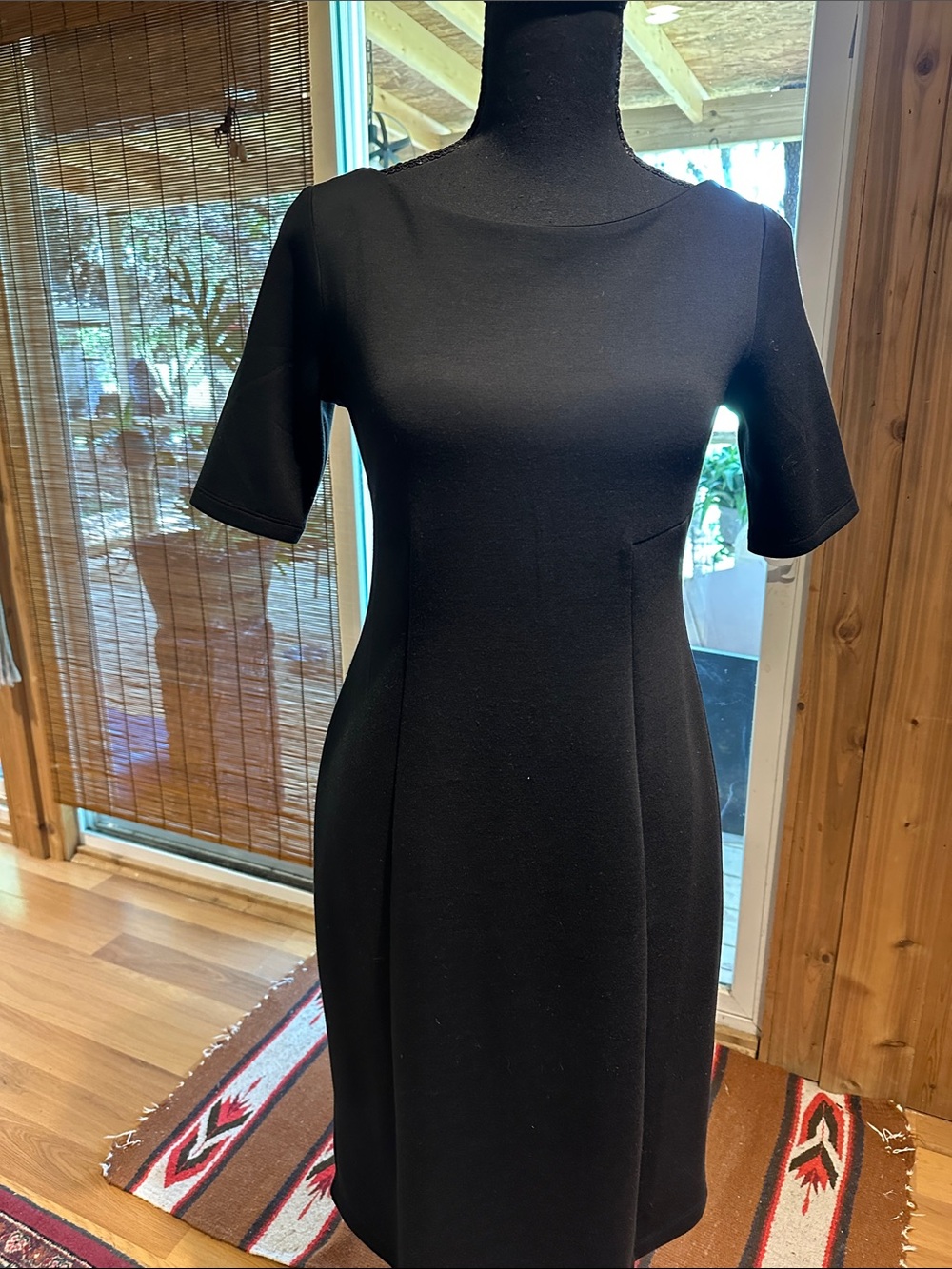 Banana Republic Black Short-Sleeve Midi Sheath Dress